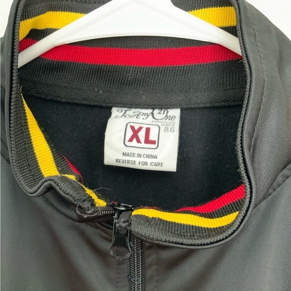 Men Performance Jacket - Picture 5 of 6